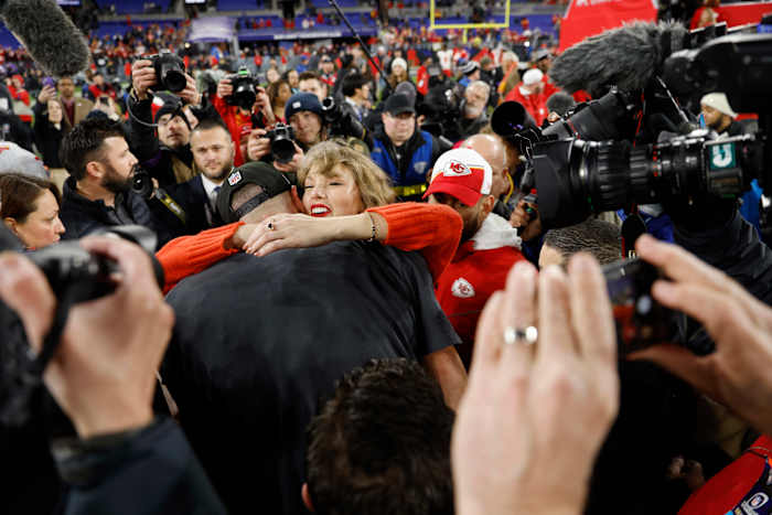 Taylor Swift y Travis Kelce sellan el pase de los Chiefs al Super Bowl